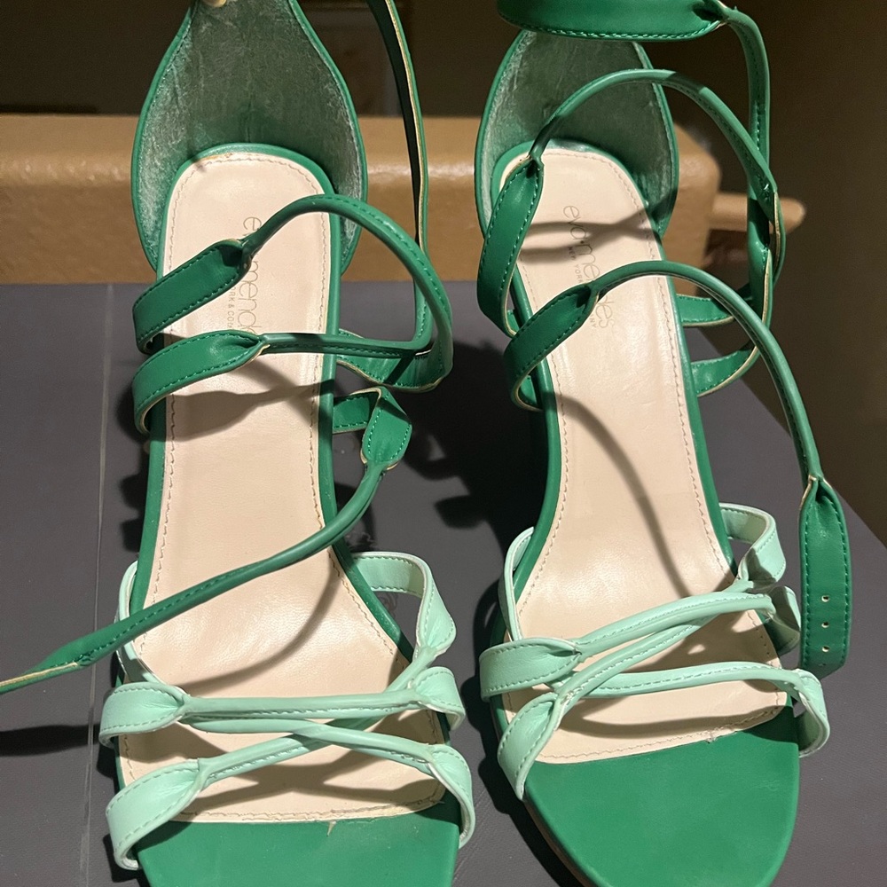 Spring Green Wedge